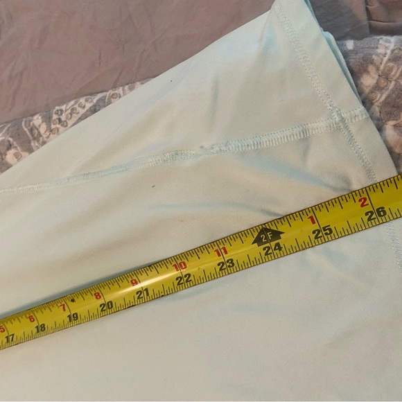 Athleta momentum seamless tee. Size large. Color mint - Picture 5 of 7